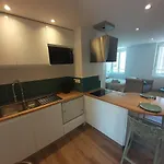 Apartment Classe 3 Etoiles Ideal Centre 20 Min De Lyon *